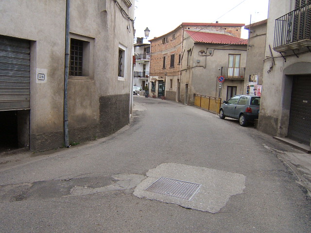 Appartamento con Garage in vendita a Spezzano della Sila