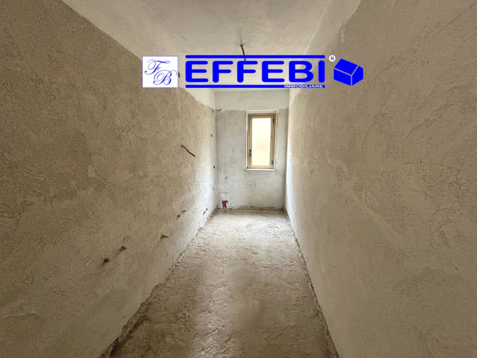 Appartamento Rustico in vendita a Spezzano della Sila