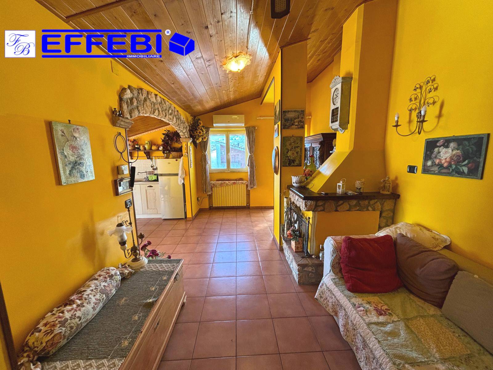 Appartamento Mansardato in vendita a Marano Principato