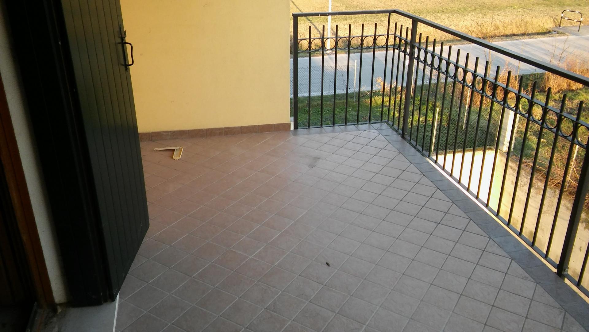 Appartamento in affitto a Paese, Castagnole