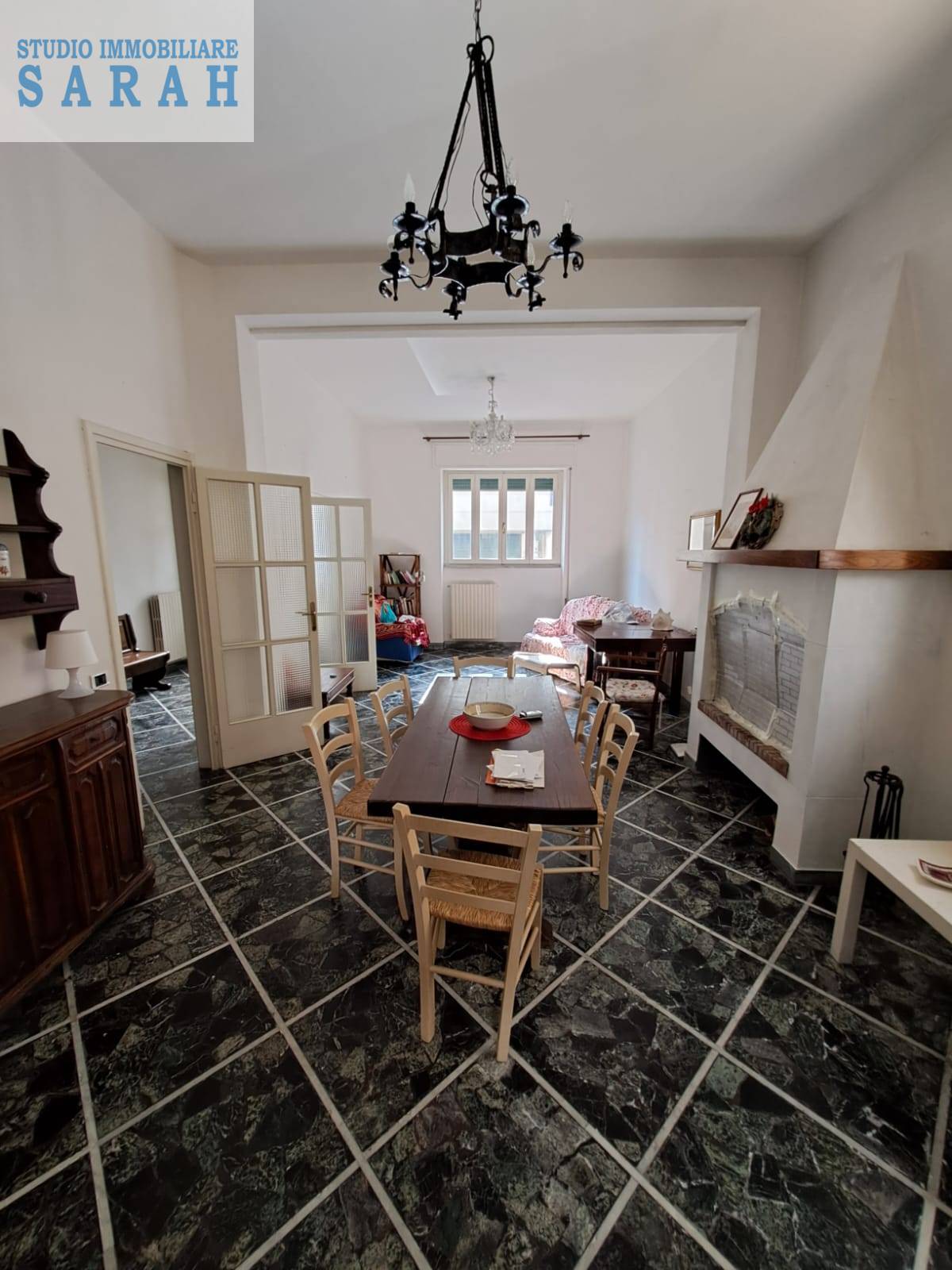 Casa indipendente con terrazzo, Viareggio centro