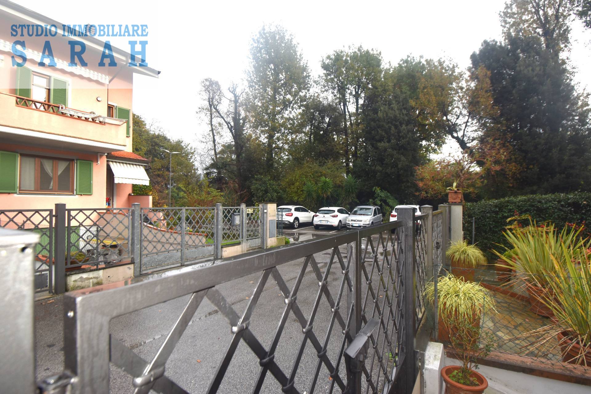 Villette a schiera in vendita a Forte dei Marmi, Vittoria Apuana