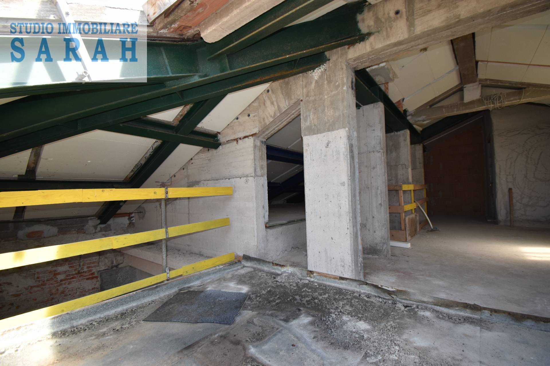 Attico in vendita a Viareggio, Fascia mare