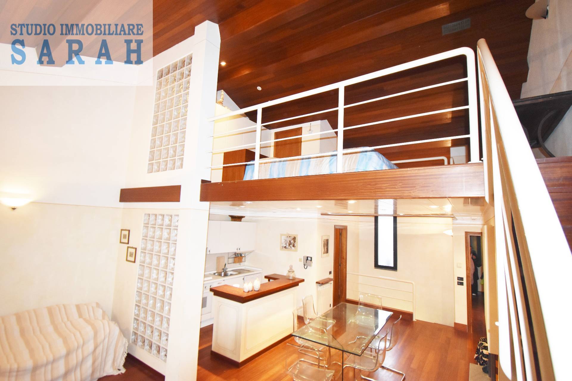 Appartamento in vendita a Viareggio, Centro