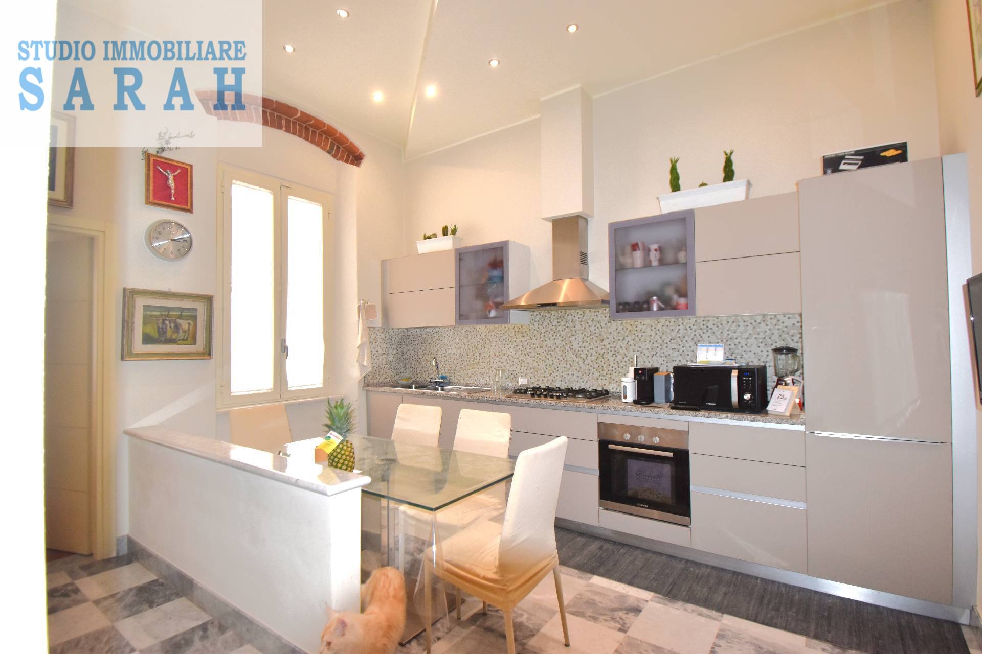 Casa indipendente in vendita a Viareggio, Centro