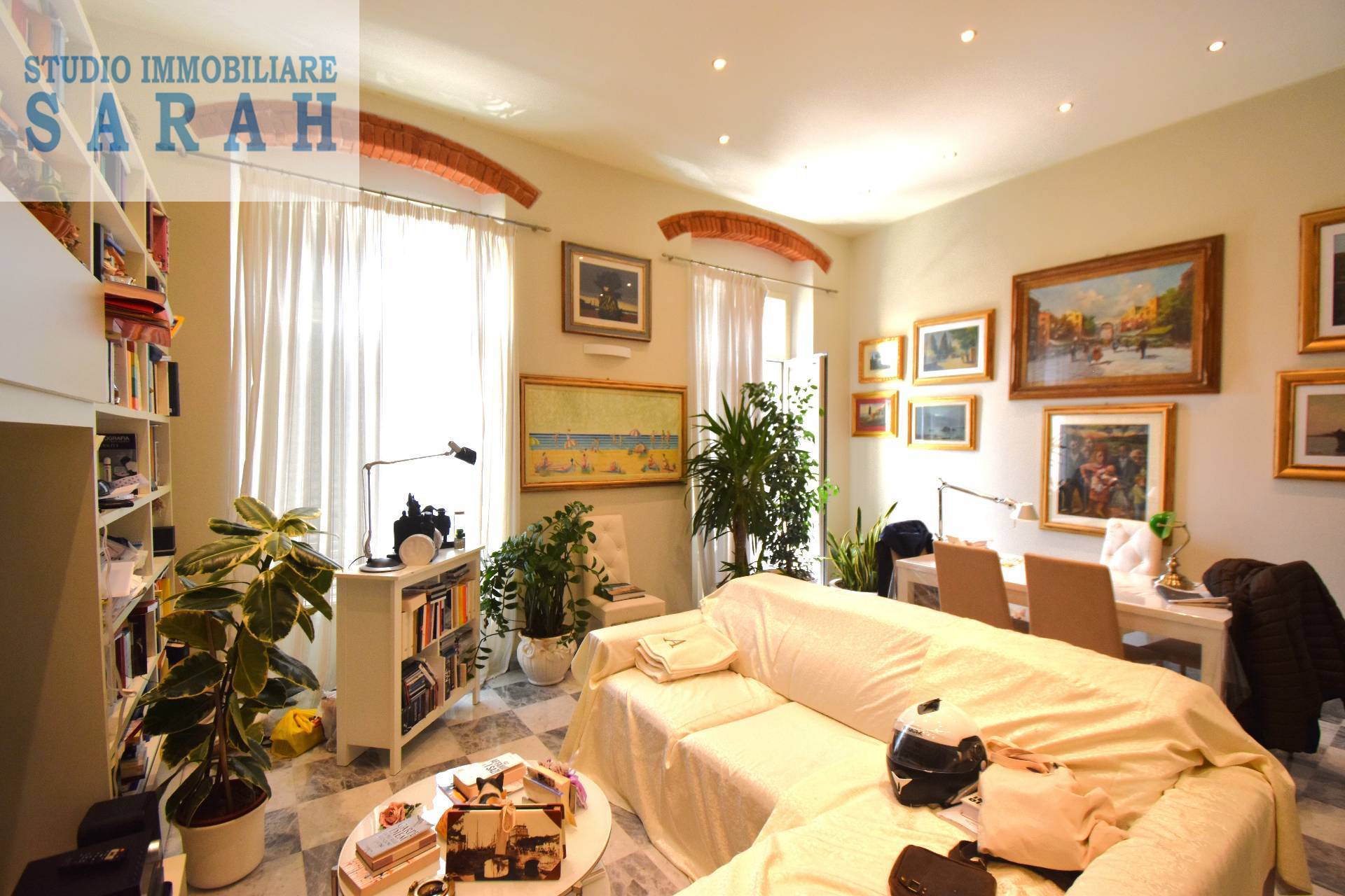 Casa indipendente in vendita a Viareggio, Centro