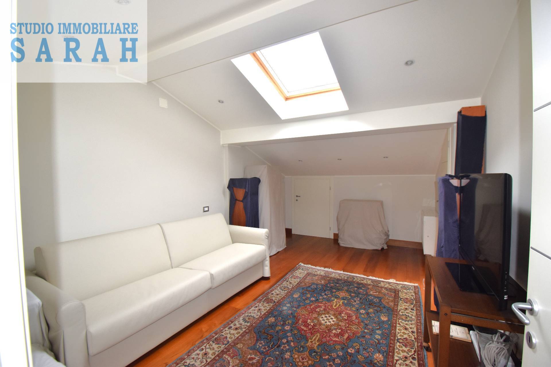 Casa indipendente in vendita a Viareggio, Centro