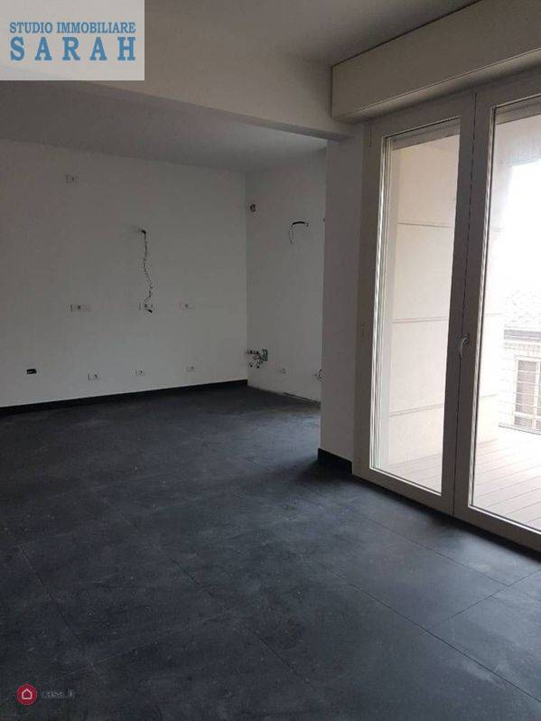 Appartamento in vendita a Viareggio, Centro