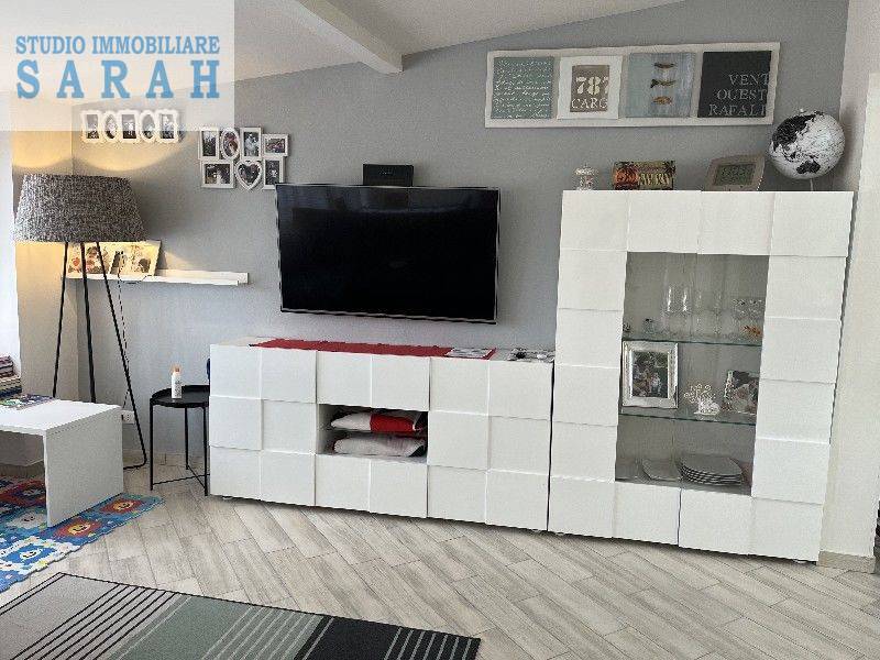 Appartamento in vendita a Viareggio, Centro