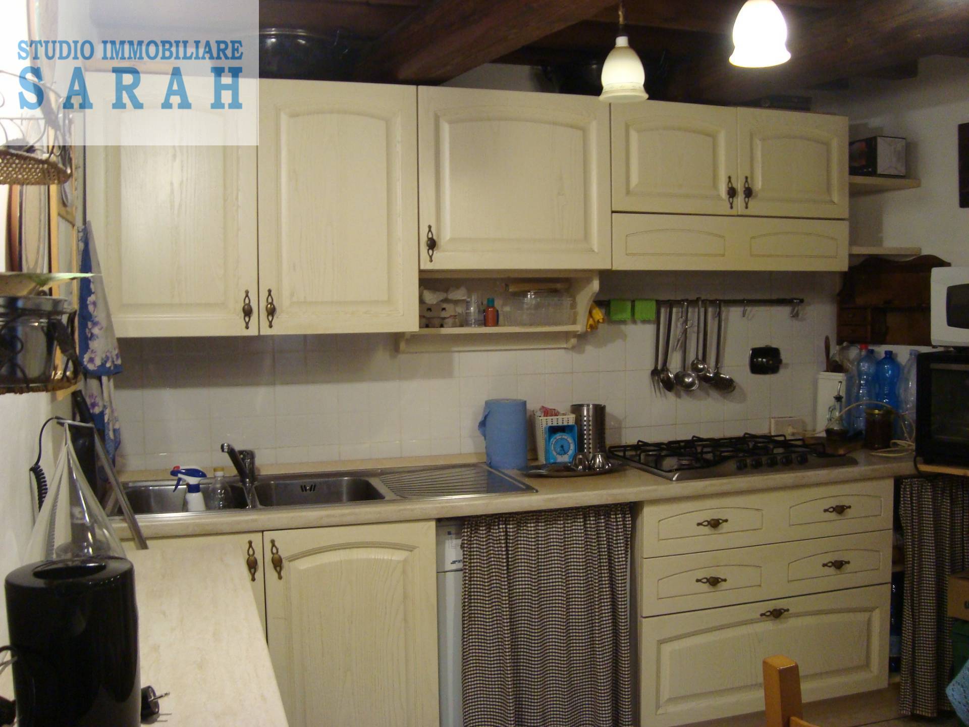 Casa indipendente in vendita a Camaiore, Capezzano Pianore