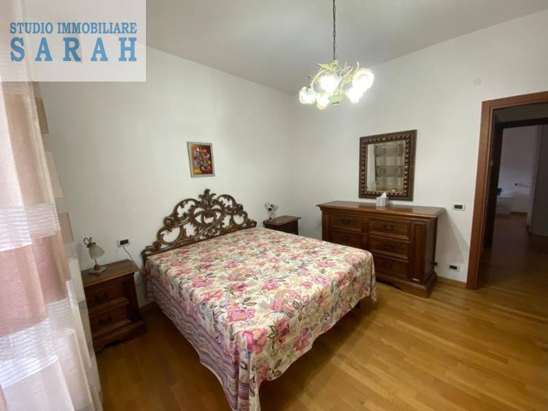 Appartamento in vendita a Viareggio, Centro