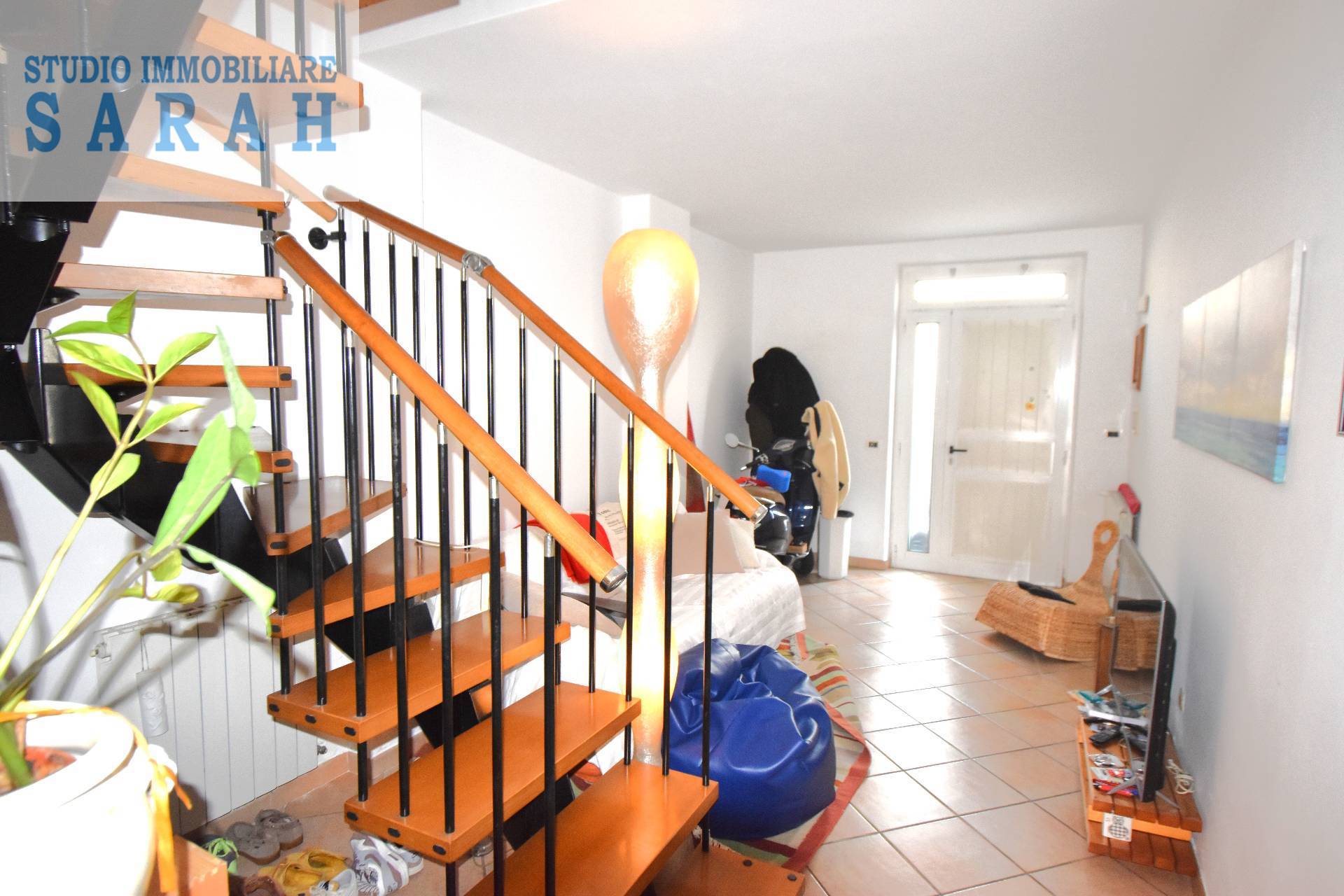 Casa indipendente in vendita a Viareggio, Darsena / Campo D'aviazione