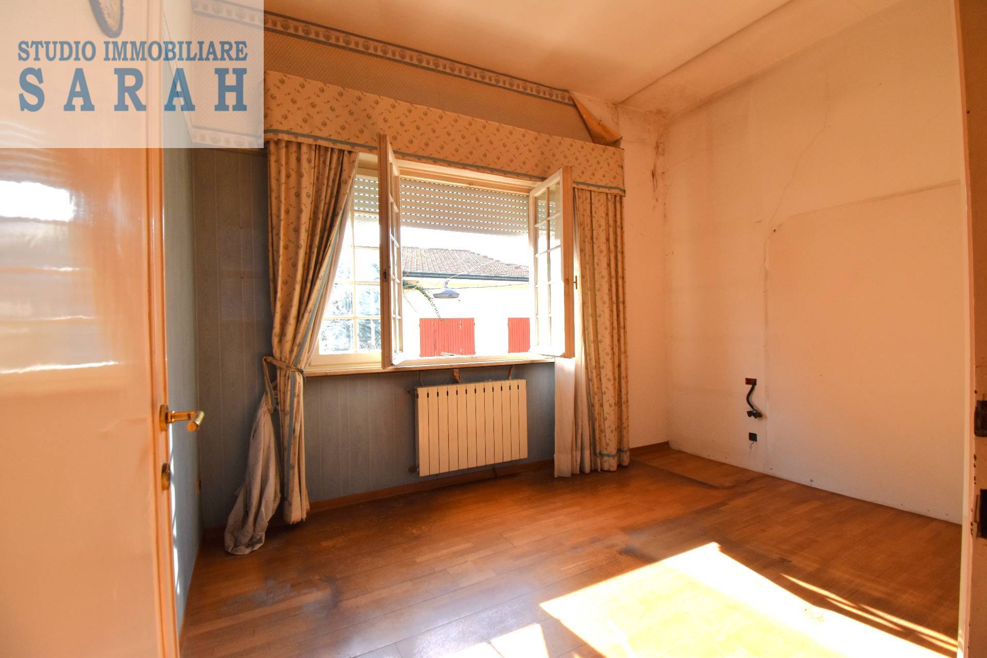 Casa indipendente in vendita a Viareggio, Marco Polo Don Bosco