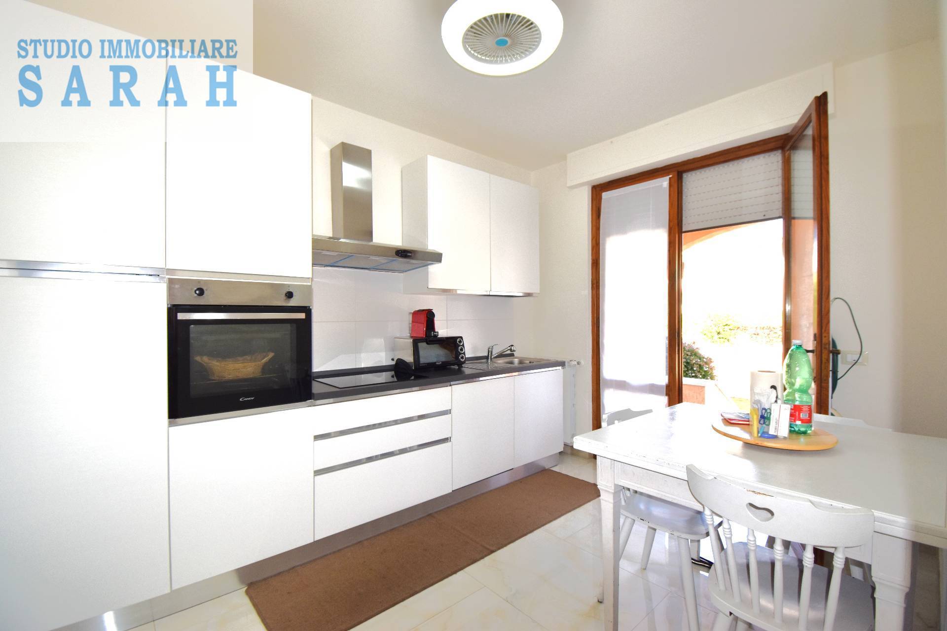 Villa in vendita a Camaiore, Lido di Camaiore