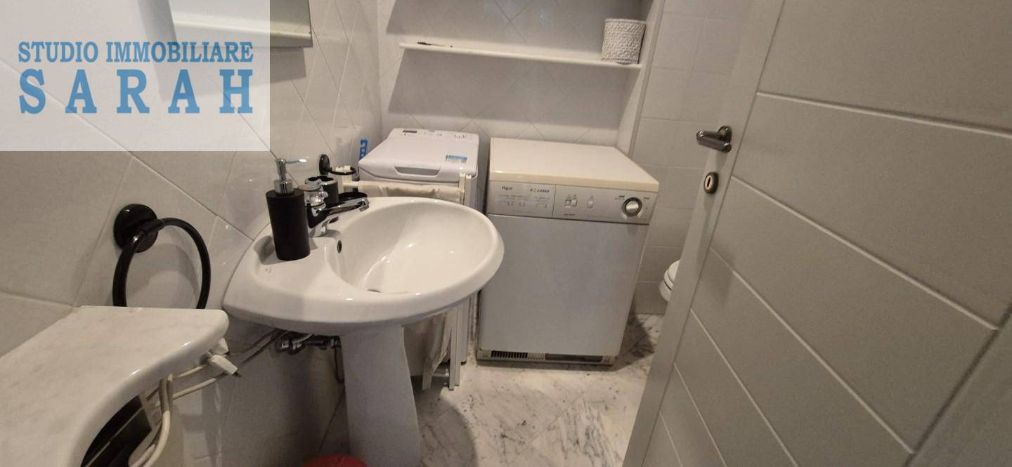 Appartamento in vendita a Viareggio, Centro