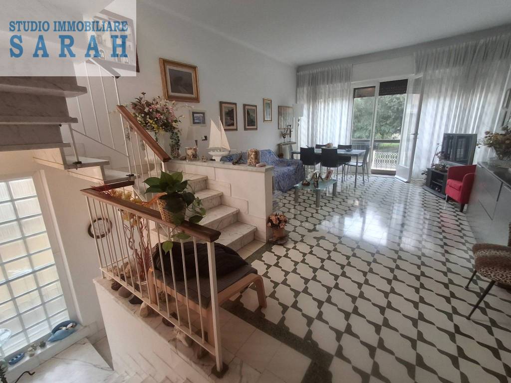 Casa indipendente in vendita a Viareggio, Marco Polo Don Bosco