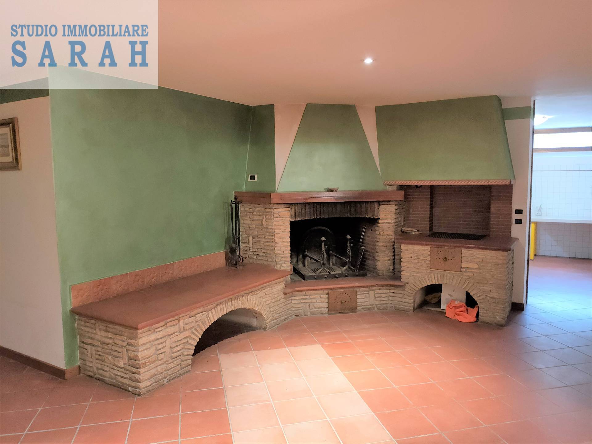 Villa in vendita a Camaiore, Lido di Camaiore