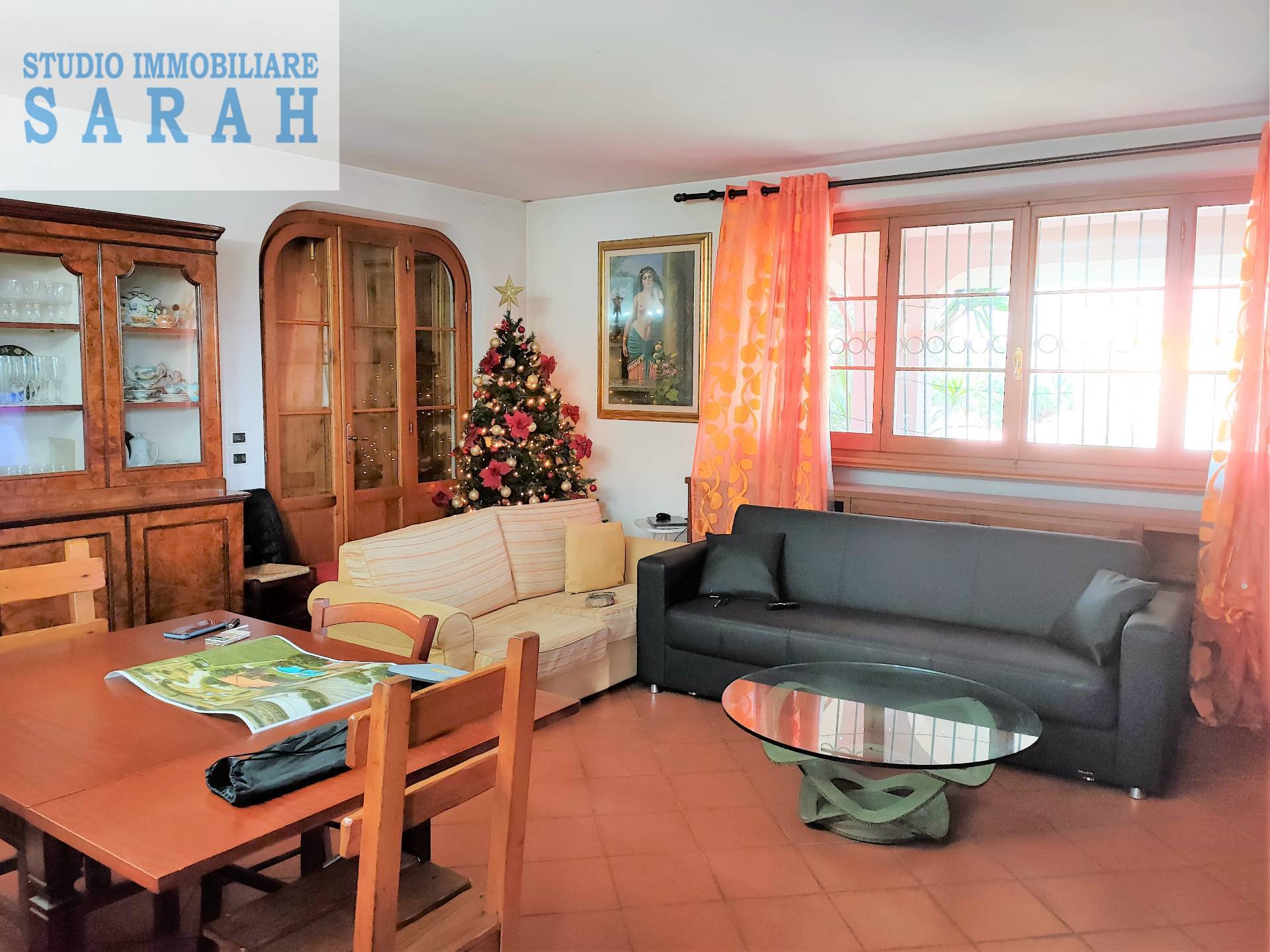 Villa in vendita a Camaiore, Lido di Camaiore