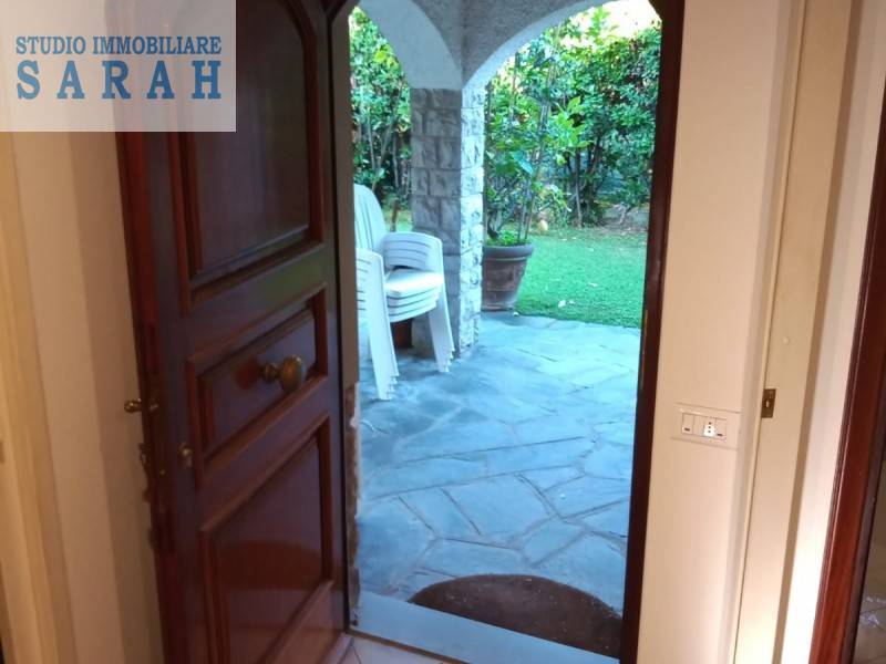 Villa in vendita a Camaiore, Capezzano Pianore