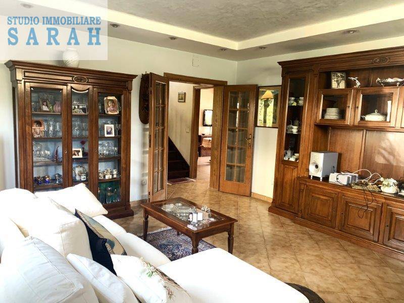 Villa in vendita a Massarosa, Massarosa