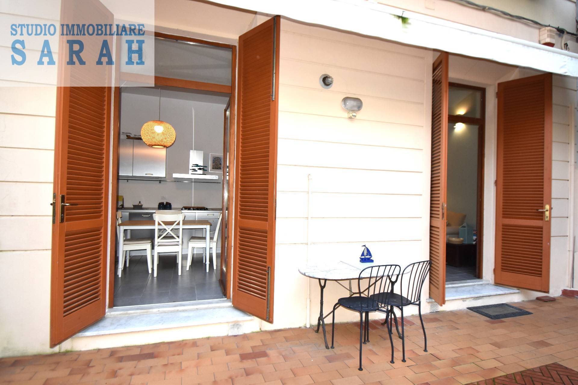 Appartamento in vendita a Viareggio, Centro