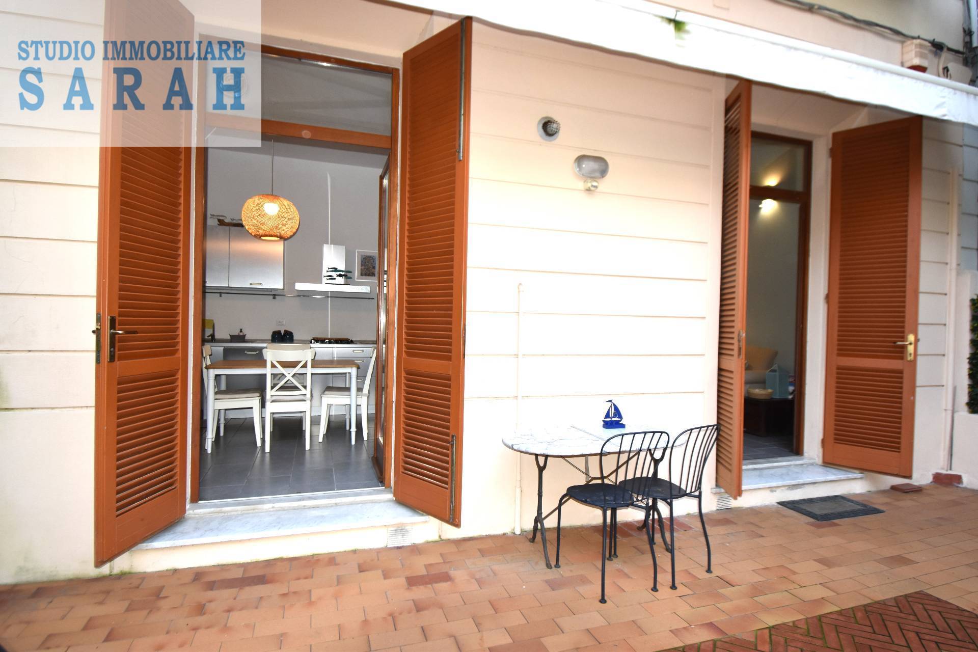 Appartamento in vendita a Viareggio, Centro