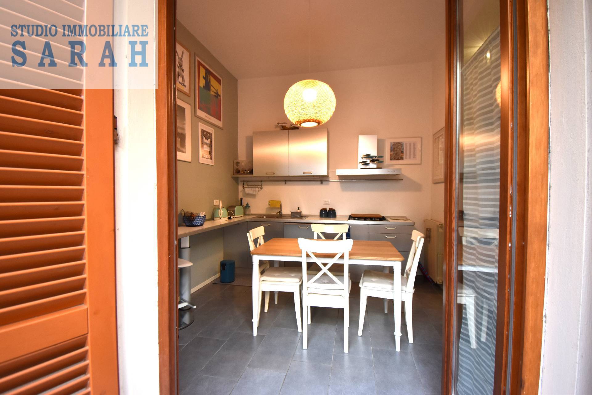 Appartamento in vendita a Viareggio, Centro