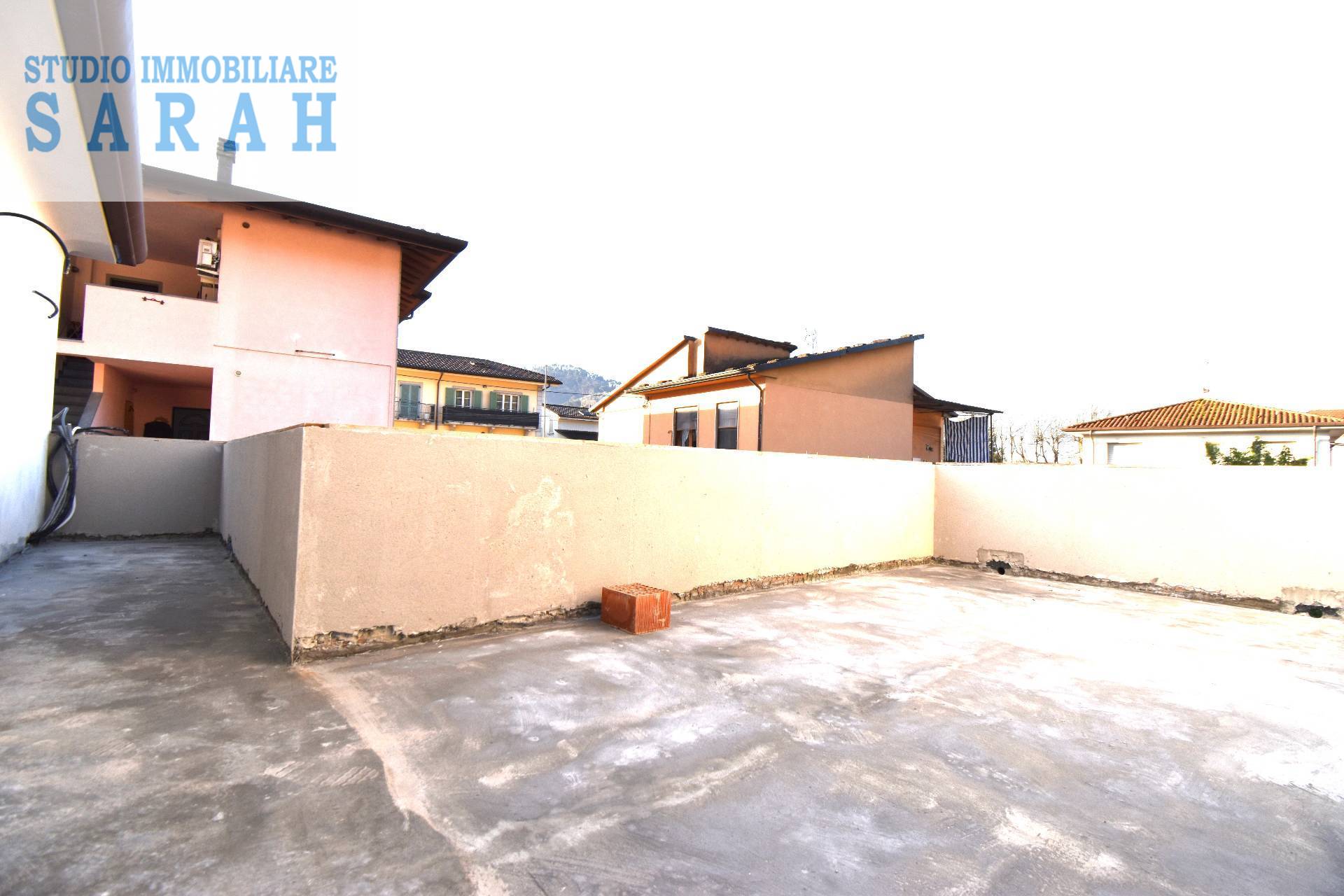 Villette a schiera in vendita a Camaiore