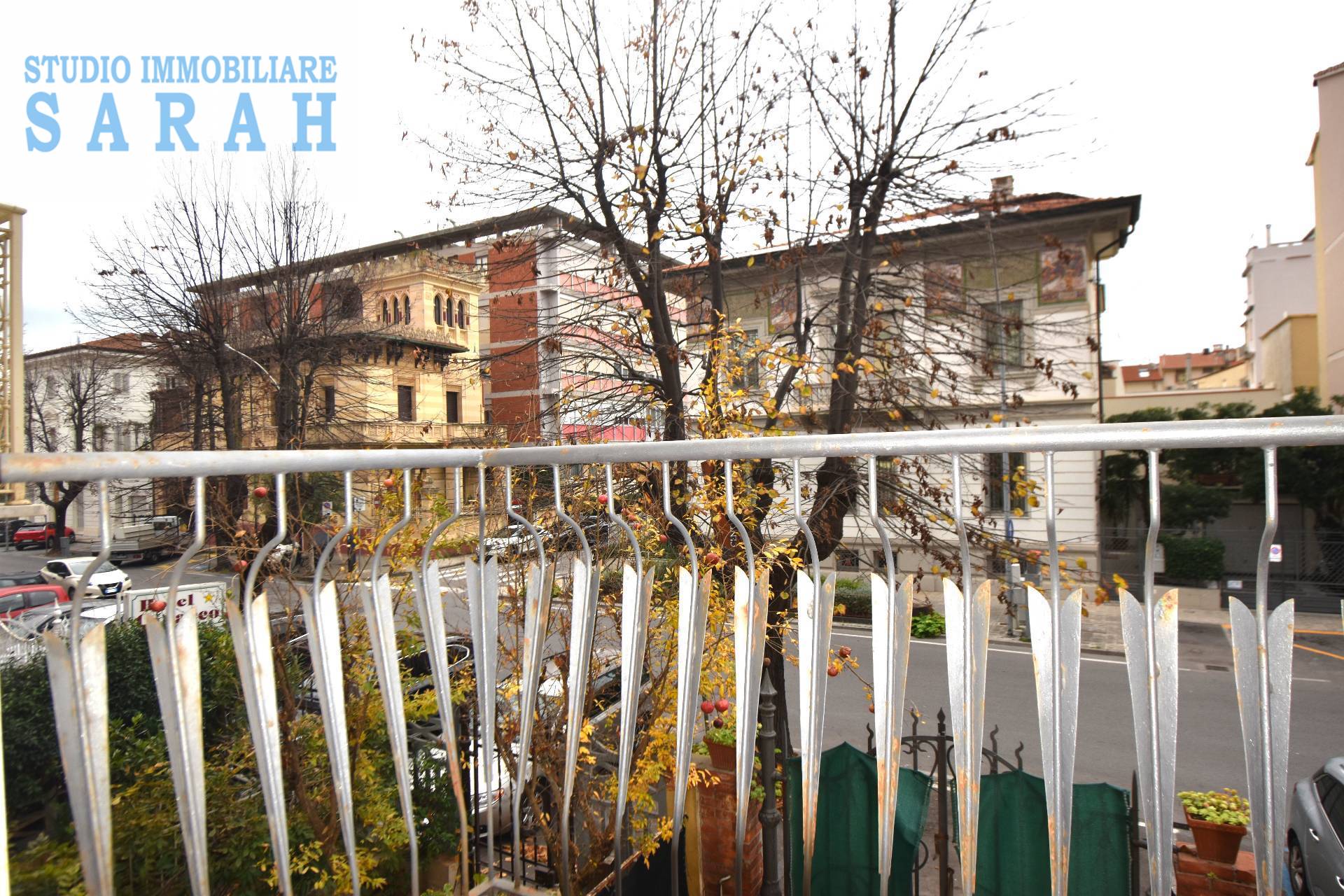 Casa indipendente in vendita a Viareggio, Centro