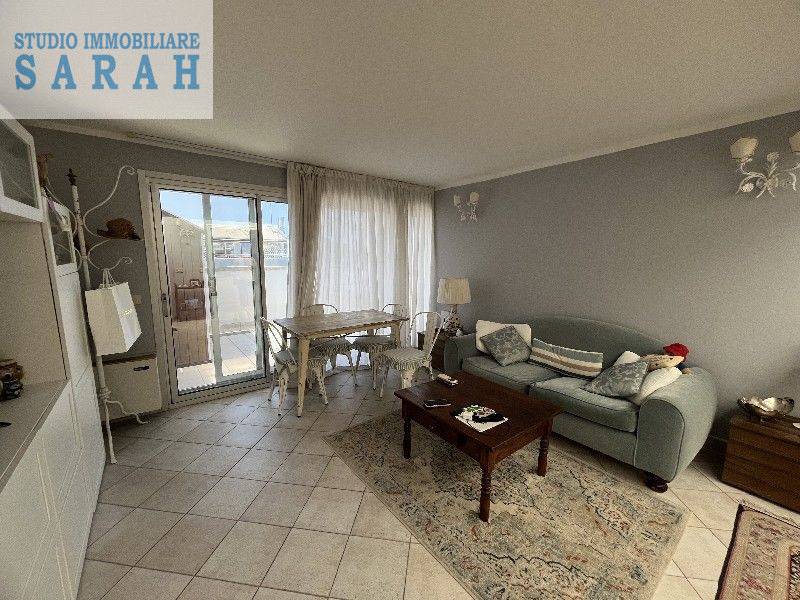 Appartamento in vendita a Viareggio, Varignano