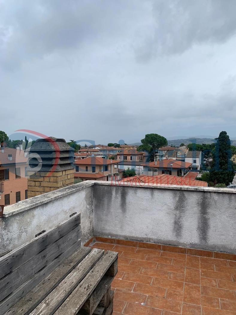 Casa indipendente in vendita a Foligno