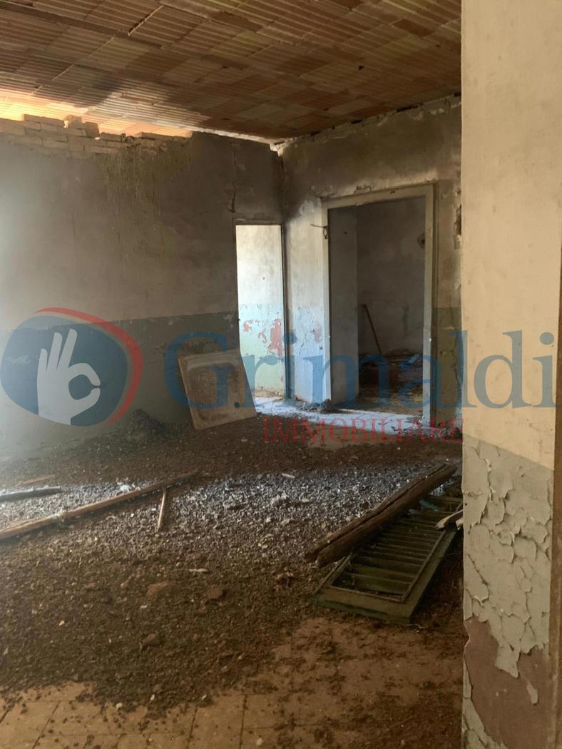 Rustico in vendita a Foligno