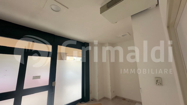 Laboratorio in affitto a Bastia Umbra