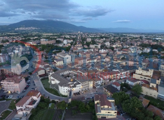Negozio in vendita a Bastia Umbra