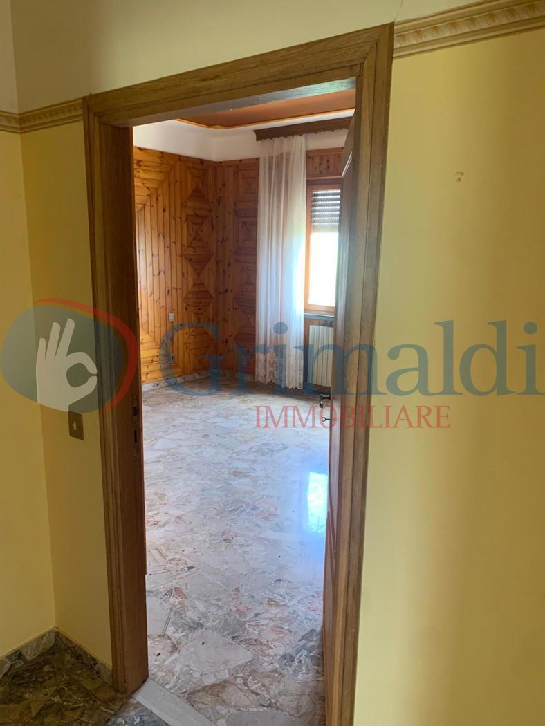 Attivit commerciale in vendita a Gualdo Tadino