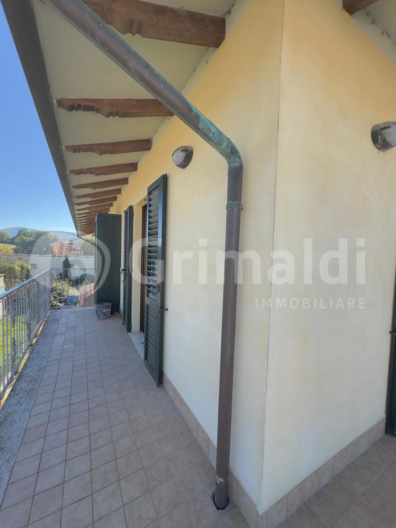 Trilocale con box doppio a Bettona