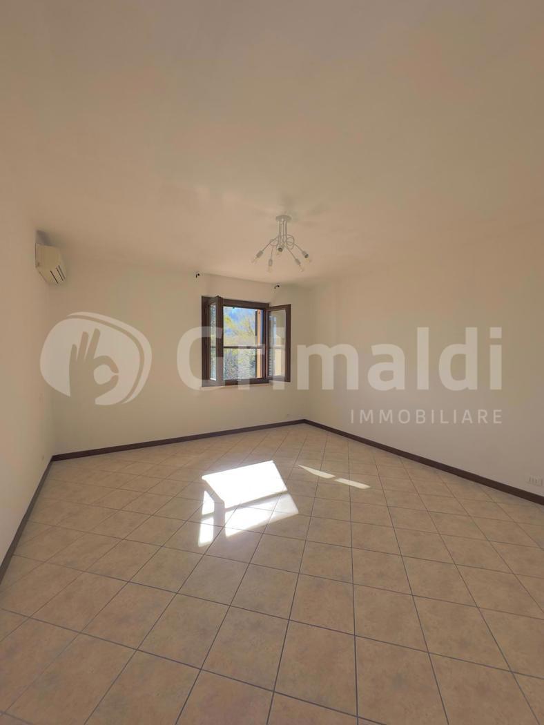 Trilocale con box doppio a Bettona