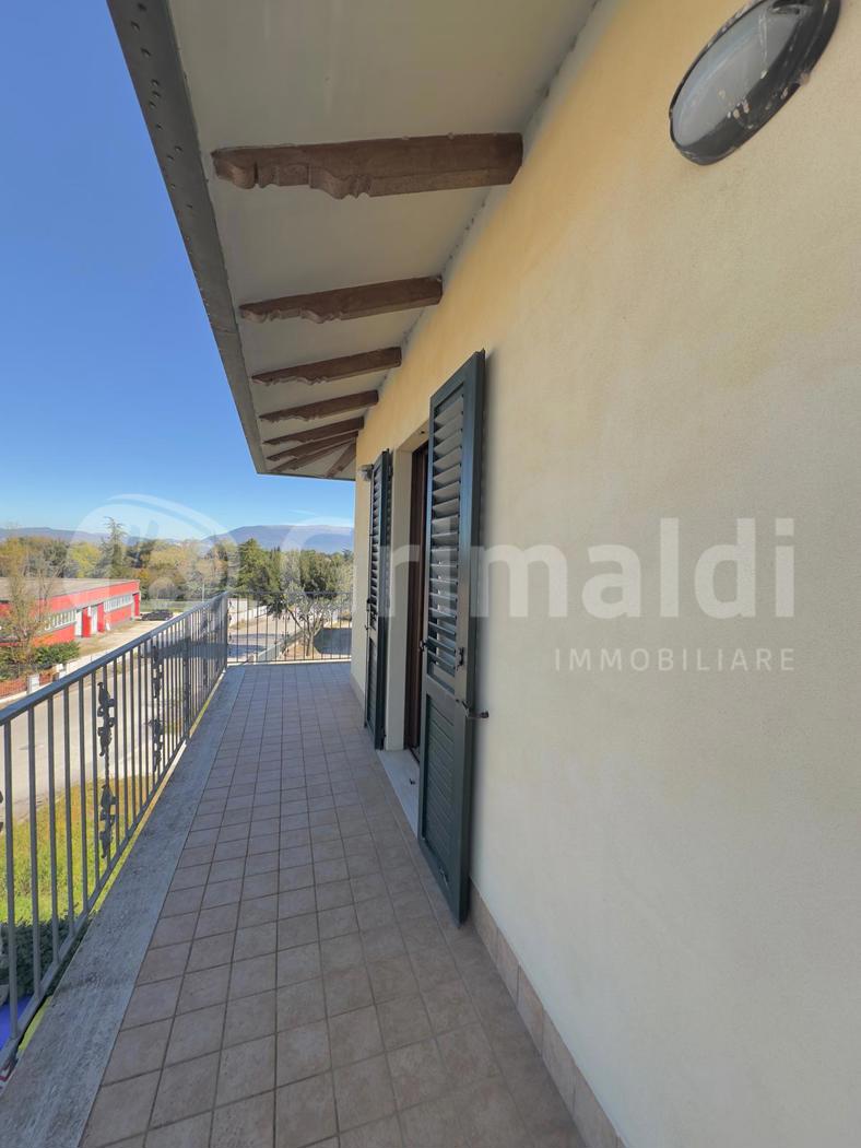 Trilocale con box doppio a Bettona