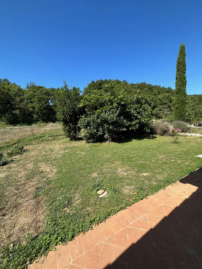 Trilocale arredato in affitto a Assisi