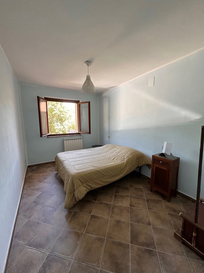 Trilocale arredato in affitto a Assisi