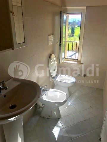 Trilocale arredato in affitto a Bettona