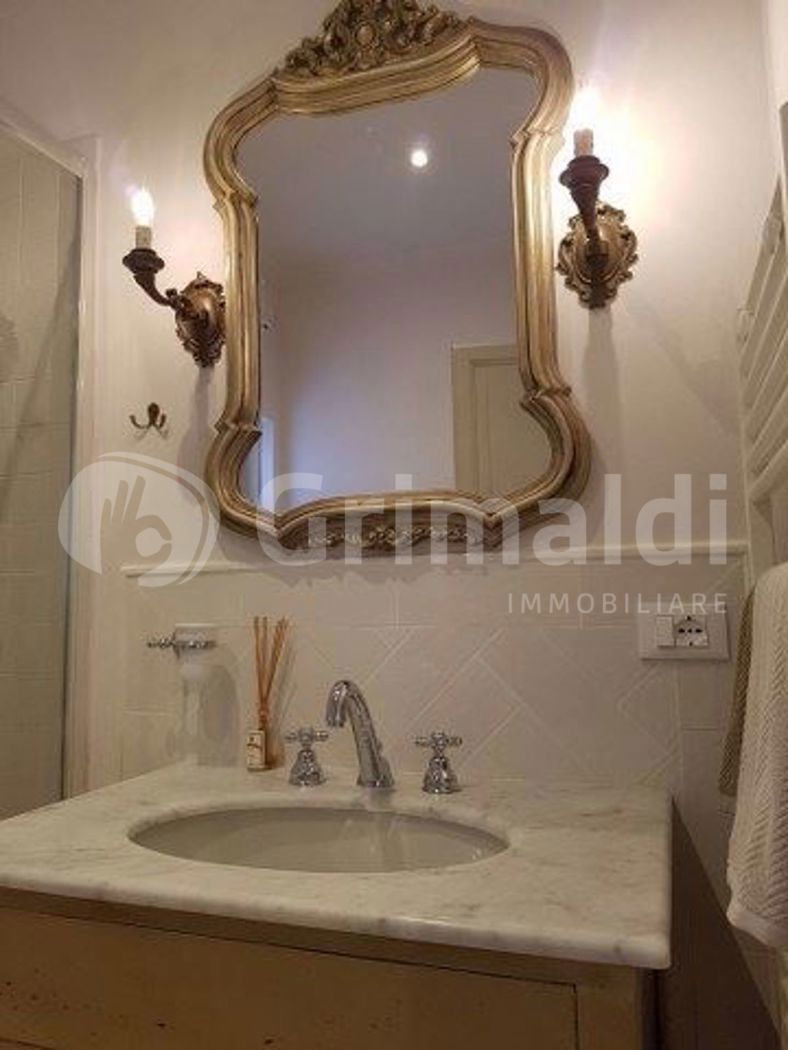 Trilocale arredato in affitto a Perugia