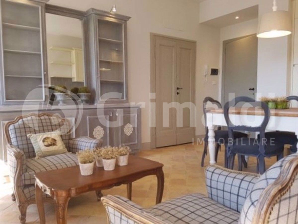 Trilocale arredato in affitto a Perugia