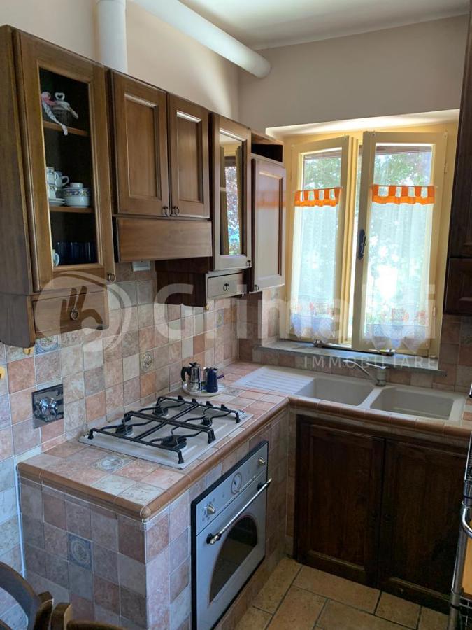 Trilocale in affitto a Assisi