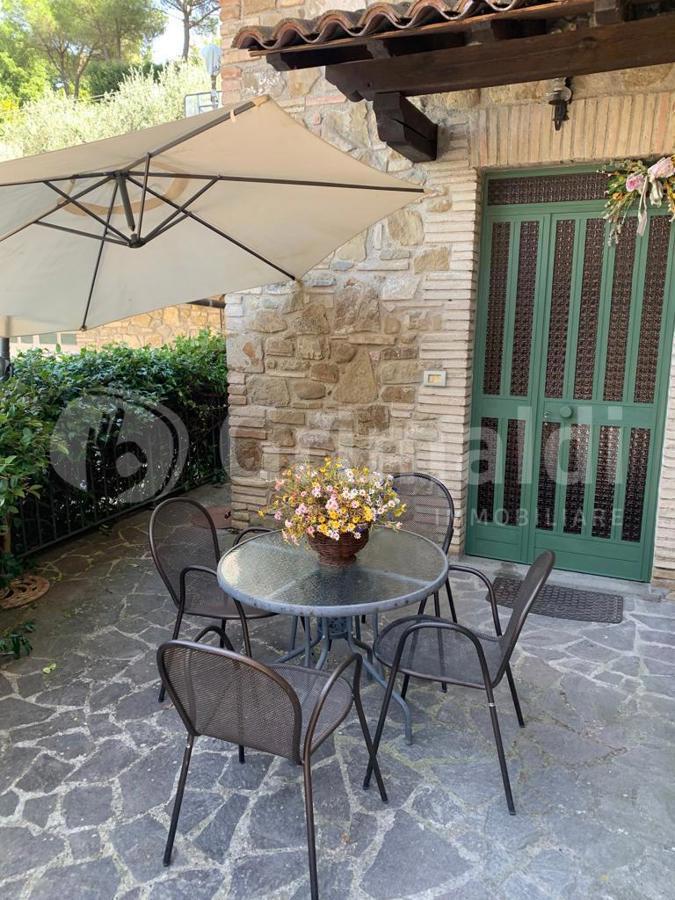 Trilocale in affitto a Assisi