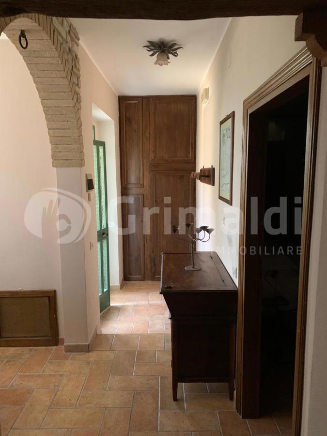 Trilocale in affitto a Assisi