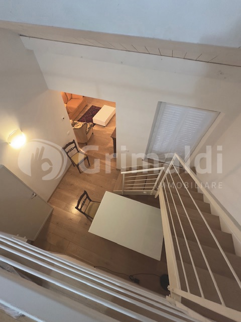 Trilocale arredato in affitto a Perugia