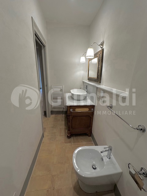 Trilocale arredato in affitto a Perugia