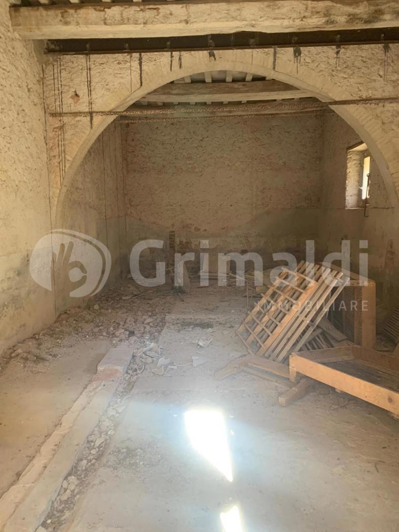 Rustico in vendita a Trevi