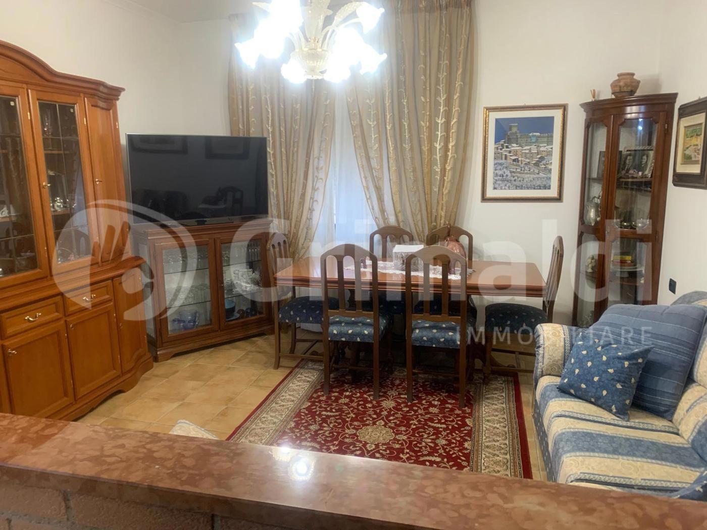 Quadrilocale con giardino a Bastia Umbra